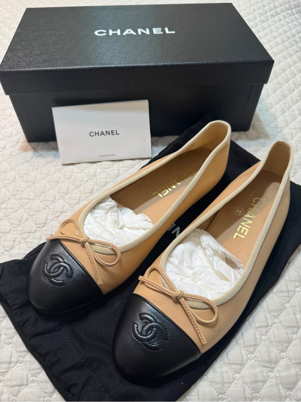 CHANEL Two-Tone Beige and Black Leather Cap-Toe Ballet Flats